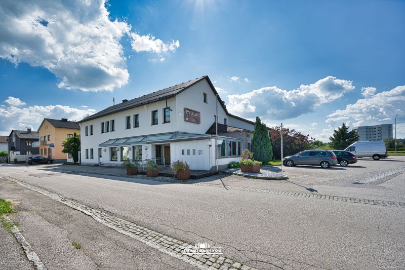 Wohn- und Geschftshaus mit Potenzial - Ideal fr Investoren, Unternehmer und Bautrger - Nutzflche 1169 m2