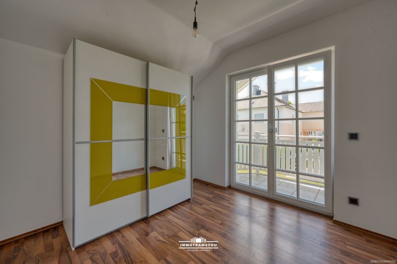 Seltene Chance: Einfamilienhaus. Doppelgarage. Zentrale Lage in V�cklabruck. /  / 4840&nbsp;V�cklabruck / Bild 2