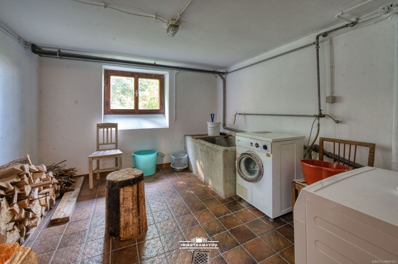 Der Traum k�nnte wahr werden-gro�z�gige Liegenschaft mit herrlichem Blick auf den Attersee und Schloss Kammer! /  / 4863&nbsp;Seewalchen / Bild 12