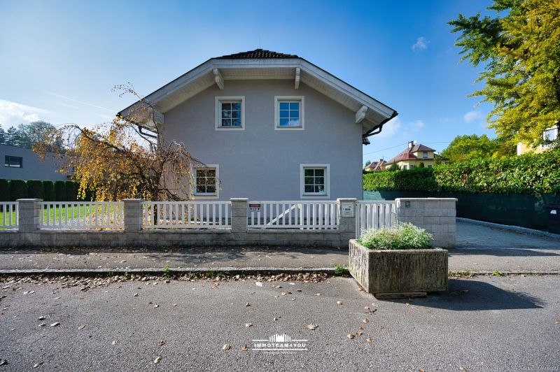 Seltene Chance: Einfamilienhaus. Doppelgarage. Zentrale Lage in V�cklabruck. /  / 4840&nbsp;V�cklabruck / Bild 2