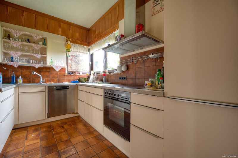 Sie brauchen viel Platz? Wir haben die L�sung. Sanierungsbed�rftiges Architektenhaus in bester Lage. /  / 4840&nbsp;V�cklabruck / Bild 7