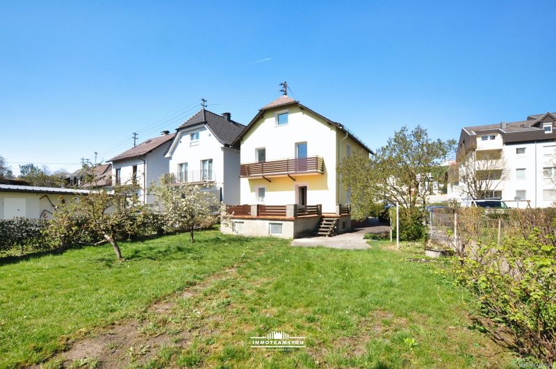 Leistbares Einfamilienhaus in bester Lage und herrlicher Sonnenterrasse. Sanierungsbed�rftig. Verwirklichen Sie Ihren Wohntraum in V�cklabruck. /  / 4840&nbsp;V�cklabruck / Bild 3