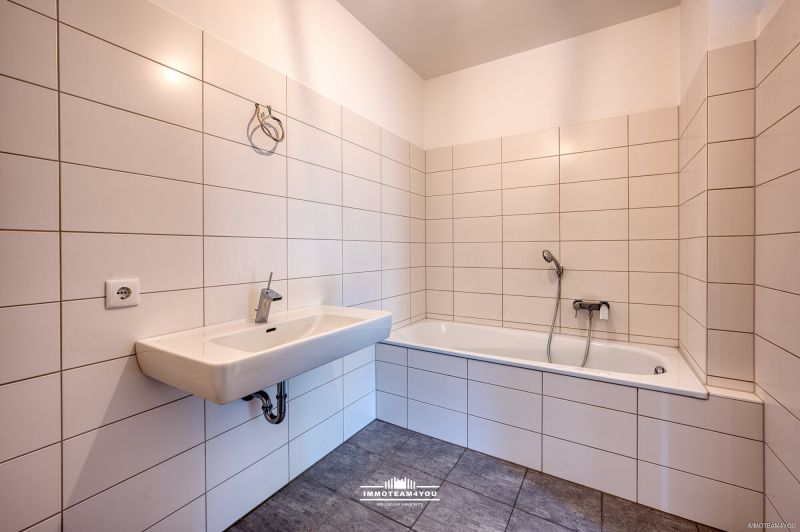 Ruhige und sonnige 3-Zimmer - Wohnung. Zentrumsnah. Niedrigstenergie-Komfort. /  / 4690 Schwanenstadt / Bild 5