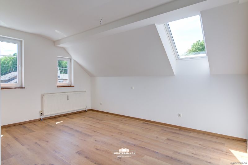 Ihre neu renovierte DG-Wohnung mit S�dwestbalkon /  / 5204&nbsp;Stra�walchen / Bild 4
