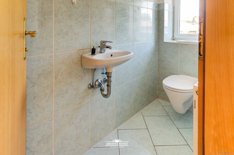 Ihre neu renovierte DG-Wohnung mit S�dwestbalkon /  / 5204&nbsp;Stra�walchen / Bild 7