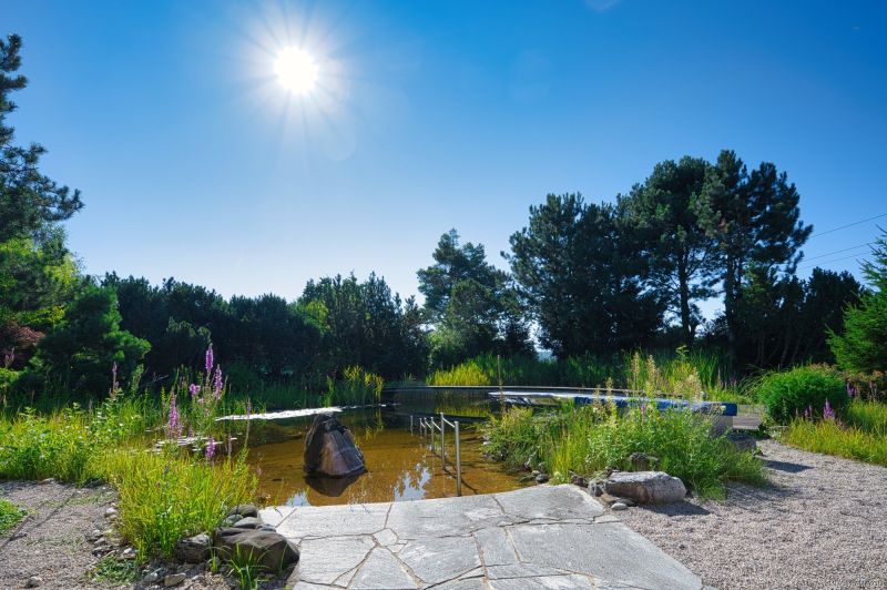 Exklusivit�t und Privatsph�re pur auf 2.610 m2 Grundfl�che! Von der Terrasse in den Schwimmteich. /  / 4840&nbsp;V�cklabruck / Bild 18