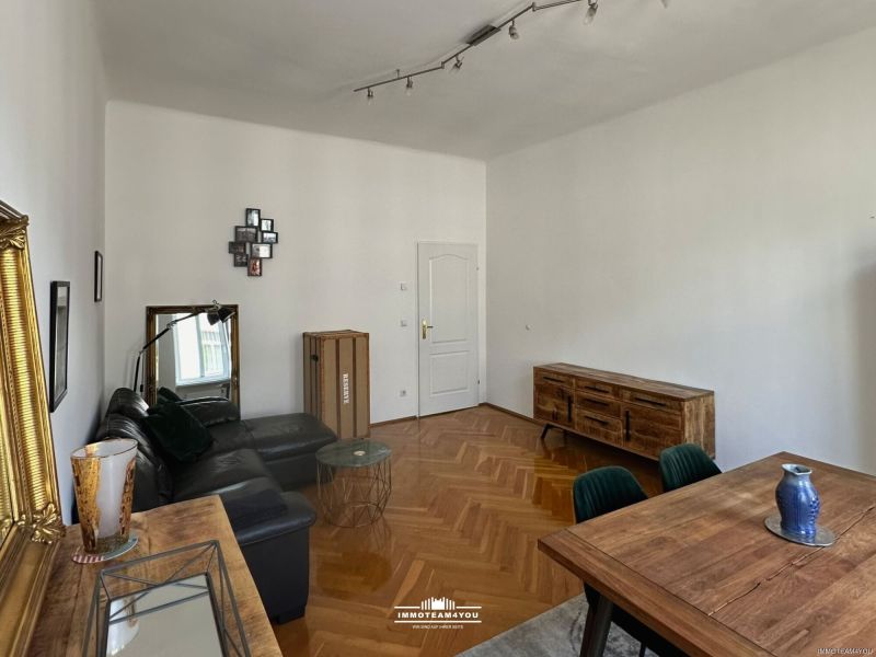 Welcome to your new Home: Du suchst die perfekte Base in Wien? Gefunden! Dieses Schmuckst�ck kombiniert echten Wiener Altbau-Charme mit einer Lage, die einfach unschlagbar ist. /  / 1150&nbsp;Wien / Bild 4