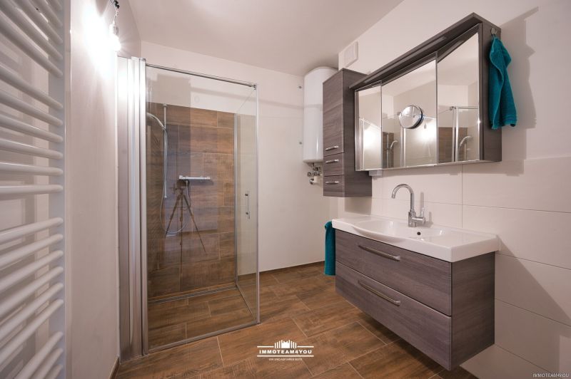 Top Wohnung im 5. OG mit Lift. Garage und mega Energieausweis. Einziehen und das Leben genie�en! /  / 4840&nbsp;V�cklabruck / Bild 2
