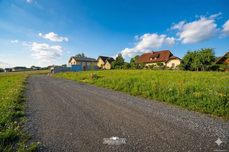 Perfektes Grundstück - am Land aber doch nicht weit von der Stadt / / 4840 Pilsbach / Bild 3