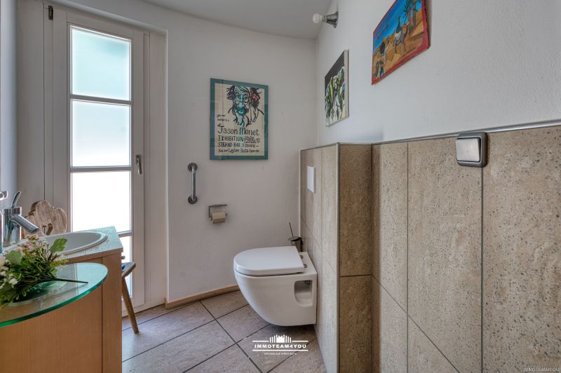 Der Traum k�nnte wahr werden-gro�z�gige Liegenschaft mit herrlichem Blick auf den Attersee und Schloss Kammer! /  / 4863&nbsp;Seewalchen / Bild 6