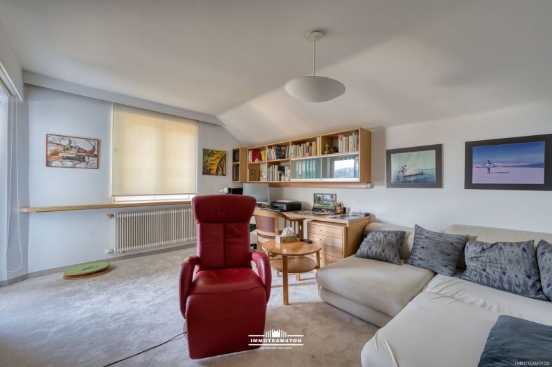 Der Traum k�nnte wahr werden-gro�z�gige Liegenschaft mit herrlichem Blick auf den Attersee und Schloss Kammer! /  / 4863&nbsp;Seewalchen / Bild 10