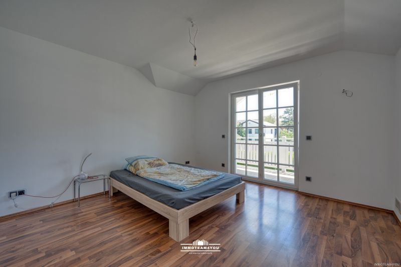 Seltene Chance: Einfamilienhaus. Doppelgarage. Zentrale Lage in V�cklabruck. /  / 4840&nbsp;V�cklabruck / Bild 0