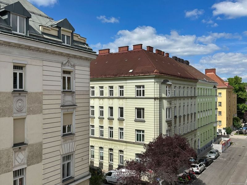 Welcome to your new Home: Du suchst die perfekte Base in Wien? Gefunden! Dieses Schmuckst�ck kombiniert echten Wiener Altbau-Charme mit einer Lage, die einfach unschlagbar ist. /  / 1150&nbsp;Wien / Bild 5