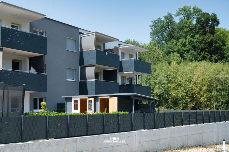 Neuwertig und modern! Ihre Gartenwohnung wartet auf Sie / / 4693 Desselbrunn / Bild 0
