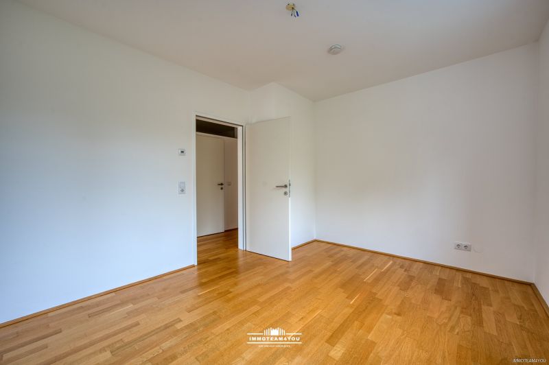 Ruhige und sonnige 3-Zimmer - Wohnung. Zentrumsnah. Niedrigstenergie-Komfort. /  / 4690 Schwanenstadt / Bild 3