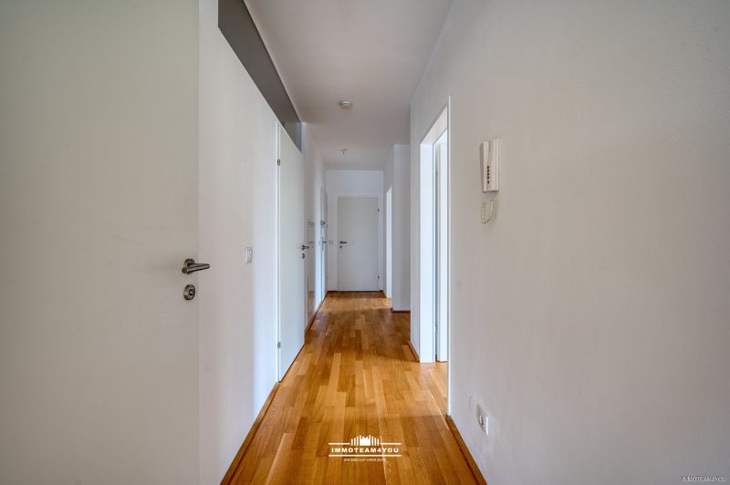 Ruhige und sonnige 3-Zimmer - Wohnung. Zentrumsnah. Niedrigstenergie-Komfort. /  / 4690 Schwanenstadt / Bild 6