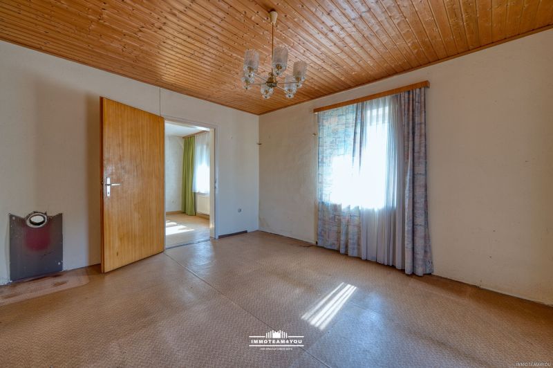 Leistbares Einfamilienhaus in bester Lage und herrlicher Sonnenterrasse. Sanierungsbed�rftig. Verwirklichen Sie Ihren Wohntraum in V�cklabruck. /  / 4840&nbsp;V�cklabruck / Bild 8