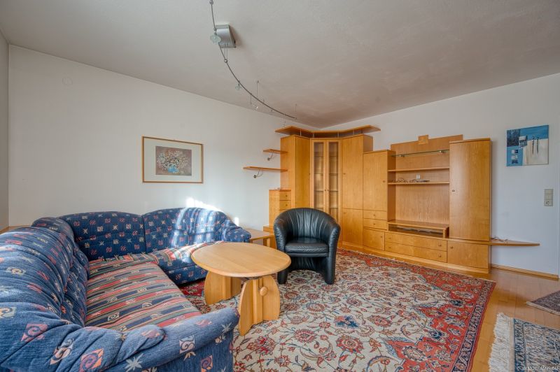 Sonnige 3-Zimmer Wohnung mit Blick ins Gr�ne, Loggia, Kellerraum und Tiefgaragenstellplatz. /  / 4840&nbsp;V�cklabruck / Bild 4