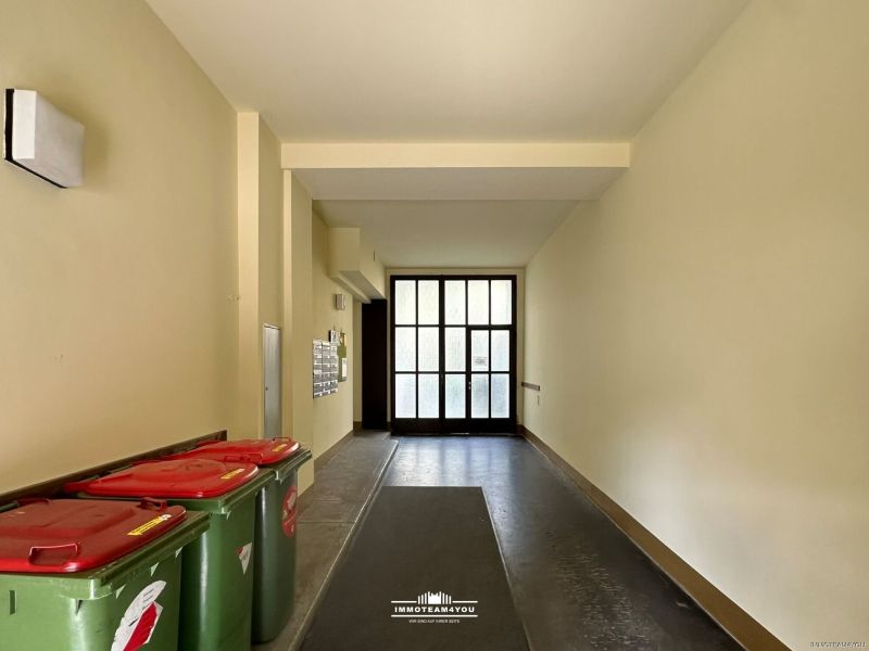 Welcome to your new Home: Du suchst die perfekte Base in Wien? Gefunden! Dieses Schmuckst�ck kombiniert echten Wiener Altbau-Charme mit einer Lage, die einfach unschlagbar ist. /  / 1150&nbsp;Wien / Bild 2