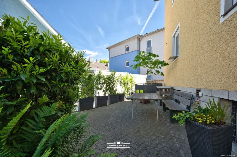 Wohnen. Vermieten. Gestalten: Ihr neues Drei-Parteien-Haus im Herzen von Vöcklabruck! / / 4840 Vöcklabruck / Bild 1