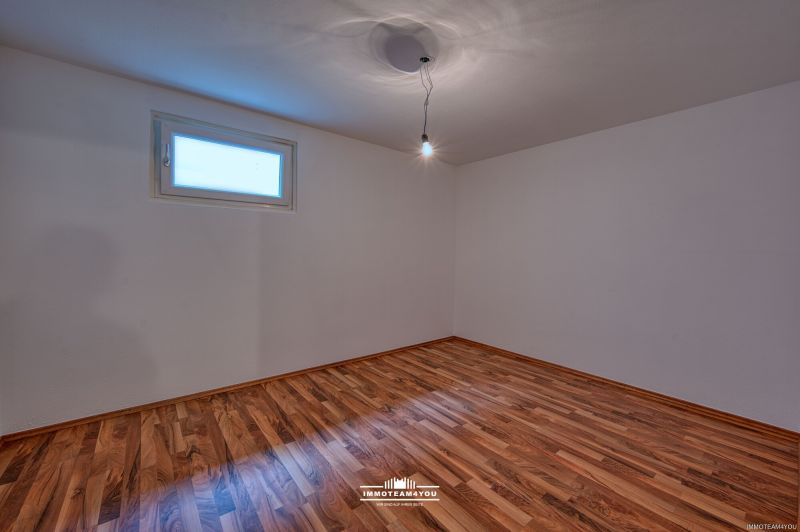 Seltene Chance: Einfamilienhaus. Doppelgarage. Zentrale Lage in V�cklabruck. /  / 4840&nbsp;V�cklabruck / Bild 4