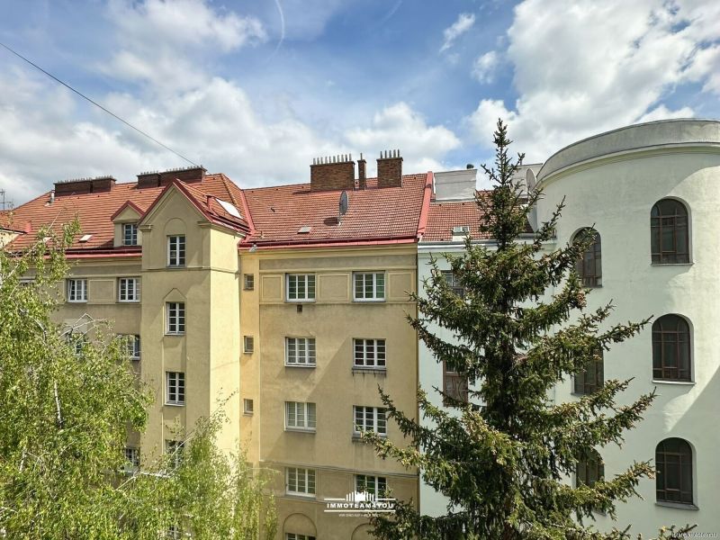 Welcome to your new Home: Du suchst die perfekte Base in Wien? Gefunden! Dieses Schmuckst�ck kombiniert echten Wiener Altbau-Charme mit einer Lage, die einfach unschlagbar ist. /  / 1150&nbsp;Wien / Bild 6