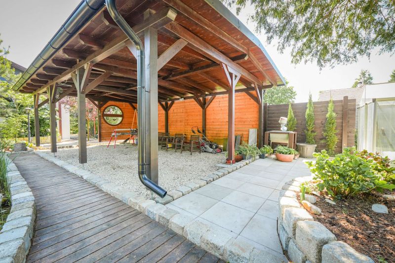 Exklusives Einfamilienhaus mit Pool, Garage, Gartenparadies & hochwertiger Ausstattung nahe Wien /  / 2230 Gnserndorf / Bild 7