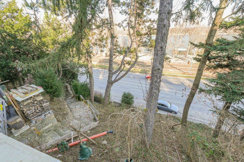 Raritt in 1190 Wien: Baugrundstck mit Sommerhaus und Donaublick! /  / 1190 Wien / Bild 2