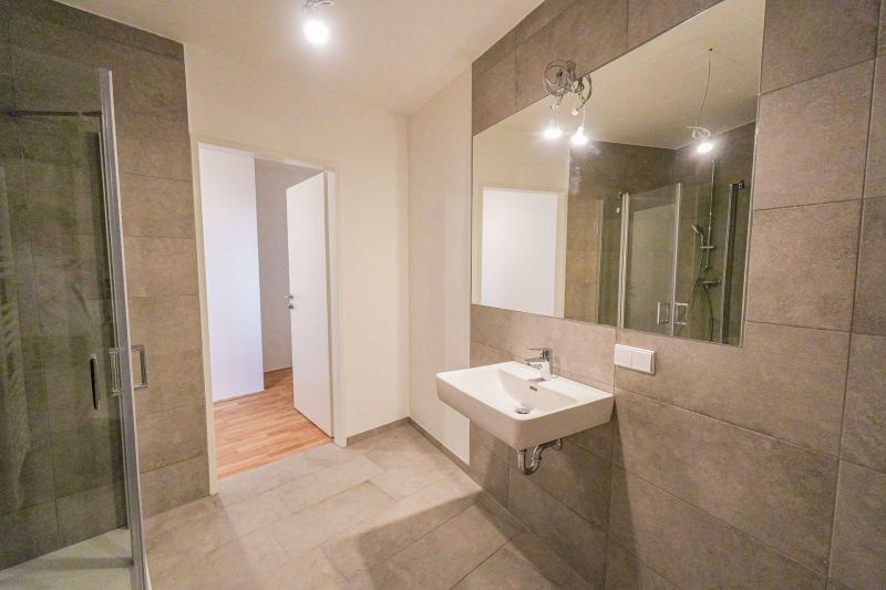 Neubau-Erstbezug in Ruhelage ? Loggia & Gemeinschaftsdachterrasse nahe U1 /  / 1100 Wien / Bild 1