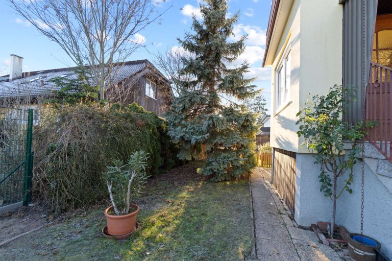 Gro�z�giges Einfamilienhaus mit durchdachtem Grundriss, Keller und zwei Garagen in 2100 Korneuburg /  / 2100&nbsp;Korneuburg / Bild 14