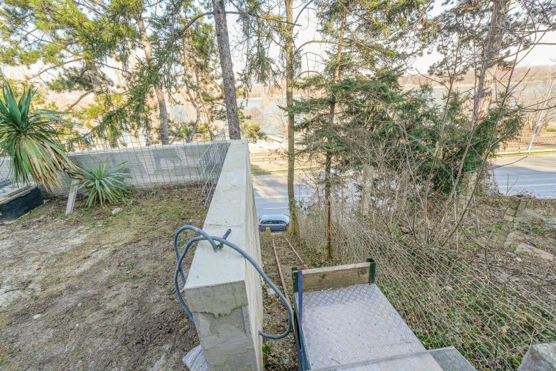 Ferienhaus mit groem Grundstck & Donaublick in Dbling ? Refugium mit Potenzial /  / 1190 Wien / Bild 8