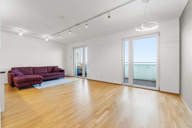 Hochwertige Dachgeschosswohnung mit Donaublick, großer Wohnküche, Klimaanlagen & 4 Zimmern / / 1020 Wien / Bild 5