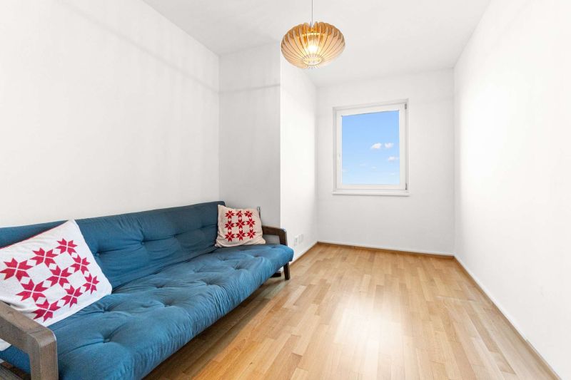 Hochwertige Dachgeschosswohnung mit Donaublick, großer Wohnküche, Klimaanlagen & 4 Zimmern / / 1020 Wien / Bild 4