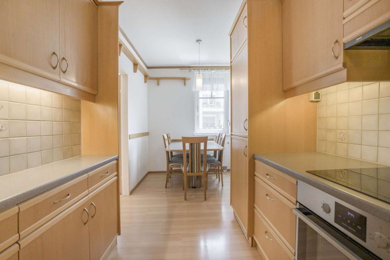 Helle 3-Zimmer-Wohnung mit Balkon, Tiefgarage & guter Anbindung ? Himberg bei Wien /  / 2325 Himberg bei Wien / Bild 7