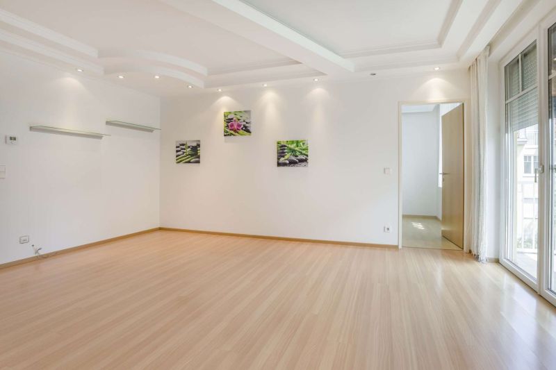 Helle 3-Zimmer-Wohnung mit Balkon, Tiefgarage & guter Anbindung ? Himberg bei Wien /  / 2325 Himberg bei Wien / Bild 3