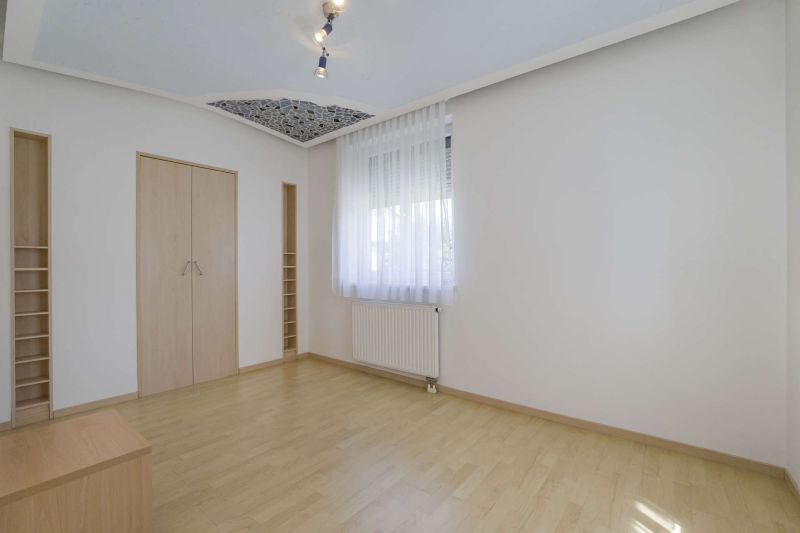 Helle 3-Zimmer-Wohnung mit Balkon, Tiefgarage & guter Anbindung ? Himberg bei Wien /  / 2325 Himberg bei Wien / Bild 0