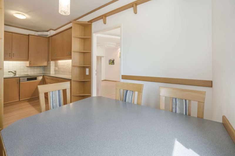 Helle 3-Zimmer-Wohnung mit Balkon, Tiefgarage & guter Anbindung ? Himberg bei Wien /  / 2325 Himberg bei Wien / Bild 8