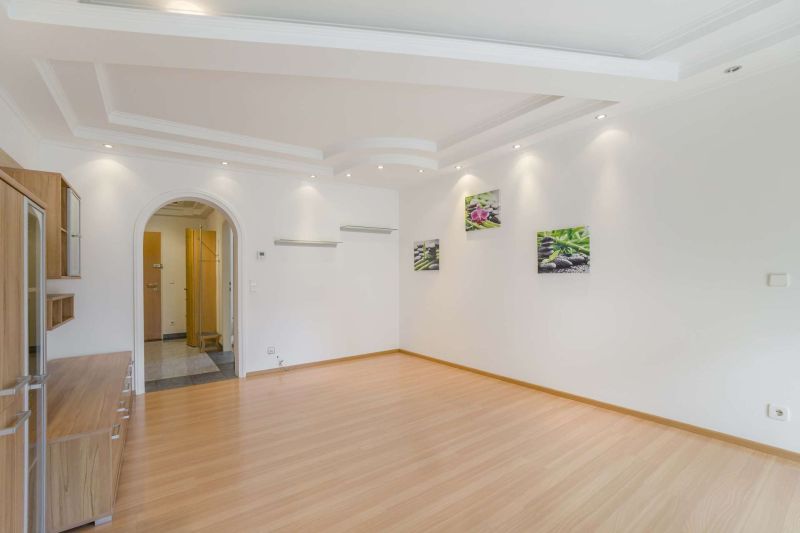 Helle 3-Zimmer-Wohnung mit Balkon, Tiefgarage & guter Anbindung ? Himberg bei Wien /  / 2325 Himberg bei Wien / Bild 8