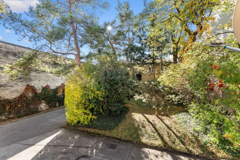 ++ Einziehen und wohlfühlen ++ Sanierte und vollmöblierte 3-Zimmer-Wohnung mit Loggia nahe U6 / / 1230 Wien / Bild 8