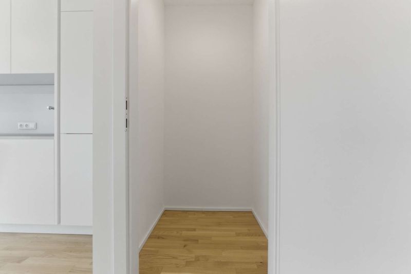 ++ ZWEITBEZUG ++ Helle 2-Zimmer-Wohnung im 3. OG mit Balkon ? Ihr neues Zuhause! / / 1120 Wien / Bild 7
