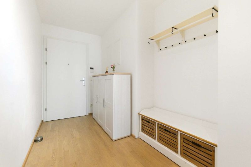 Helle 3-Zimmer-Wohnung mit Südbalkon, Klimaanlage, Tiefgarage & ruhiger Innenhoflage nahe der Donau / / 1020 Wien / Bild 6