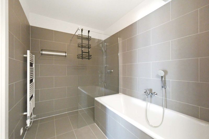 Helle 3-Zimmer-Wohnung mit Südbalkon, Klimaanlage, Tiefgarage & ruhiger Innenhoflage nahe der Donau / / 1020 Wien / Bild 15