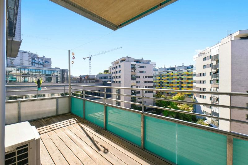 Helle 3-Zimmer-Wohnung mit Südbalkon, Klimaanlage, Tiefgarage & ruhiger Innenhoflage nahe der Donau / / 1020 Wien / Bild 4