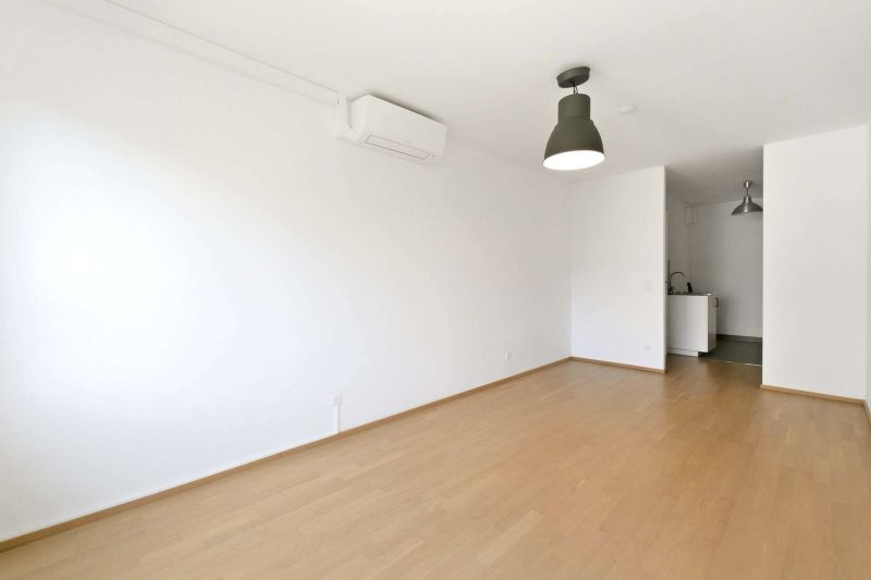 Helle 3-Zimmer-Wohnung mit Südbalkon, Klimaanlage, Tiefgarage & ruhiger Innenhoflage nahe der Donau / / 1020 Wien / Bild 8