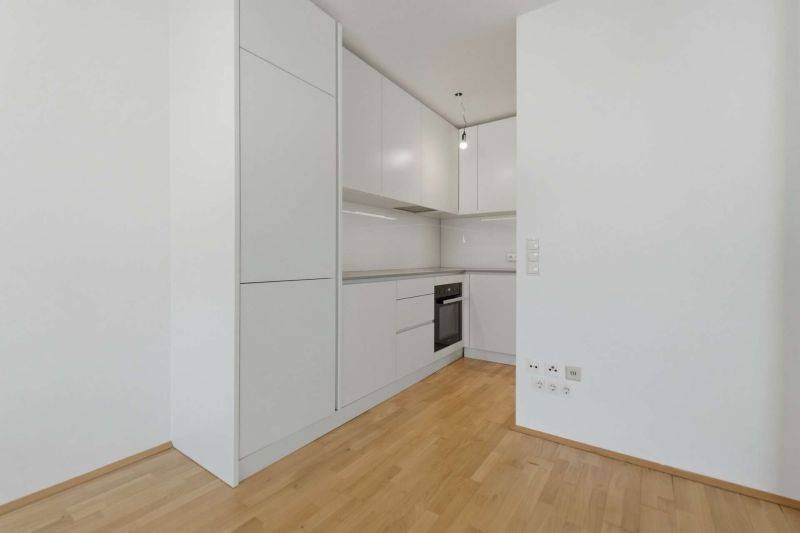 ++NEUE K�CHE++ Gro�z�gige 4-Zimmer-Dachgeschosswohnung mit Terrasse & Klimaanlage in 1060 Wien /  / 1060&nbsp;Wien / Bild 3