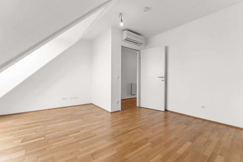 Großzügige 4-Zimmer-Dachgeschosswohnung mit Terrasse & Klimaanlage in 1060 Wien / / 1060 Wien / Bild 3