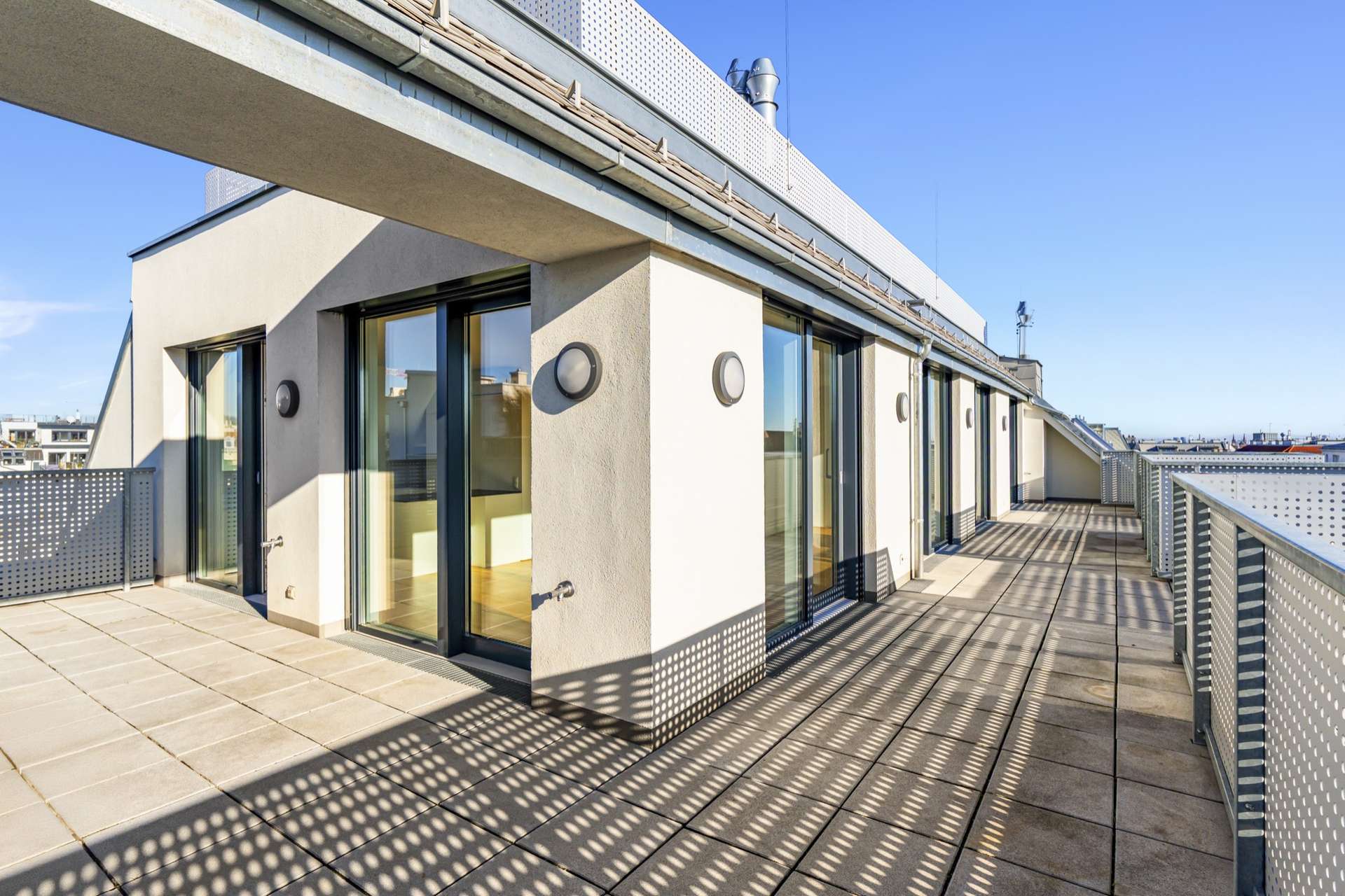 ++ Exklusives ++ Maisonette-Penthouse in Ruhelage - private Dachterrasse, Pool & Weitblick /  / 1160&nbsp;Wien / Bild 3