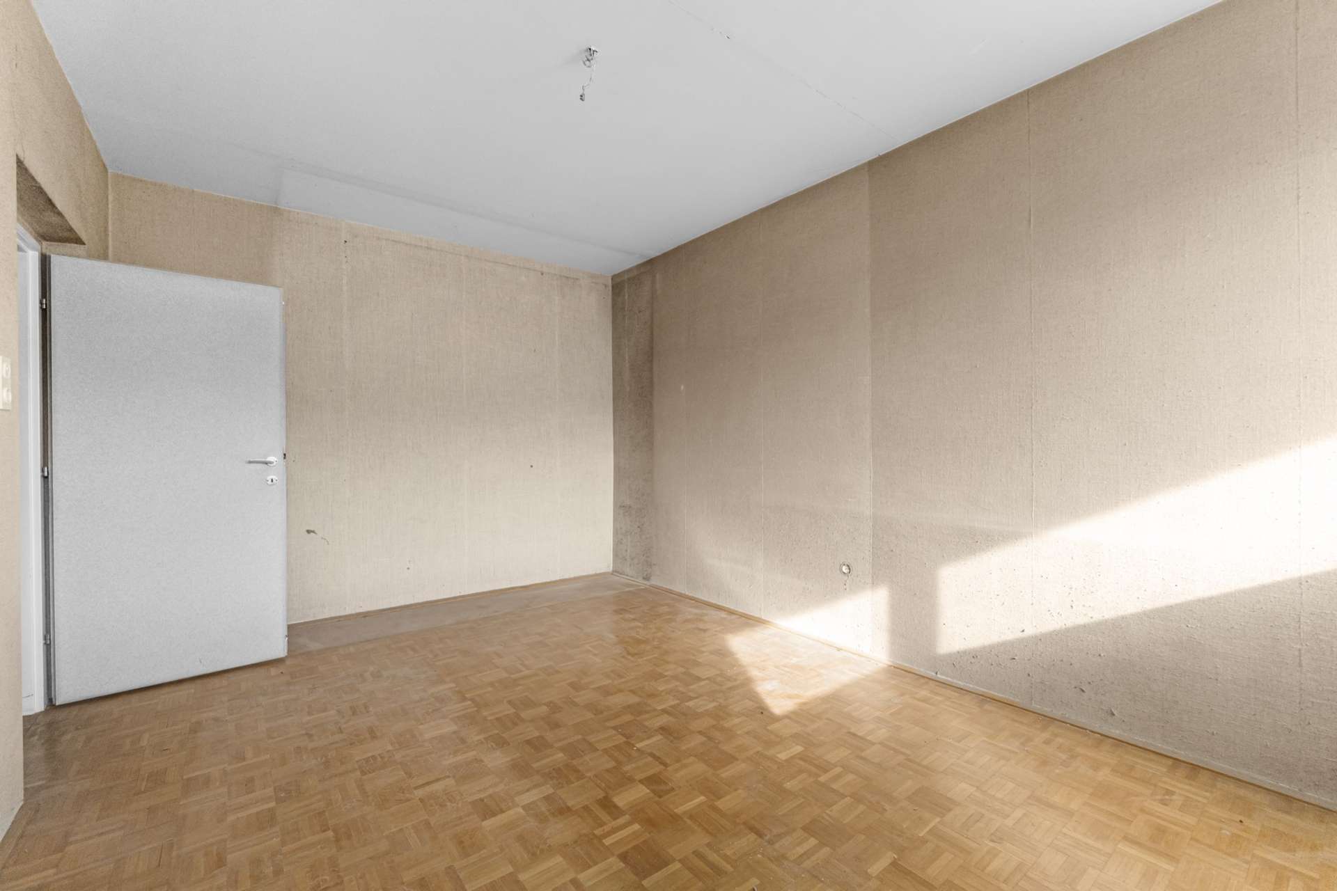 Helle 3-Zimmer-Dachgeschosswohnung mit Loggia in Ruhelage /  / 2753&nbsp;Markt Piesting / Bild 6