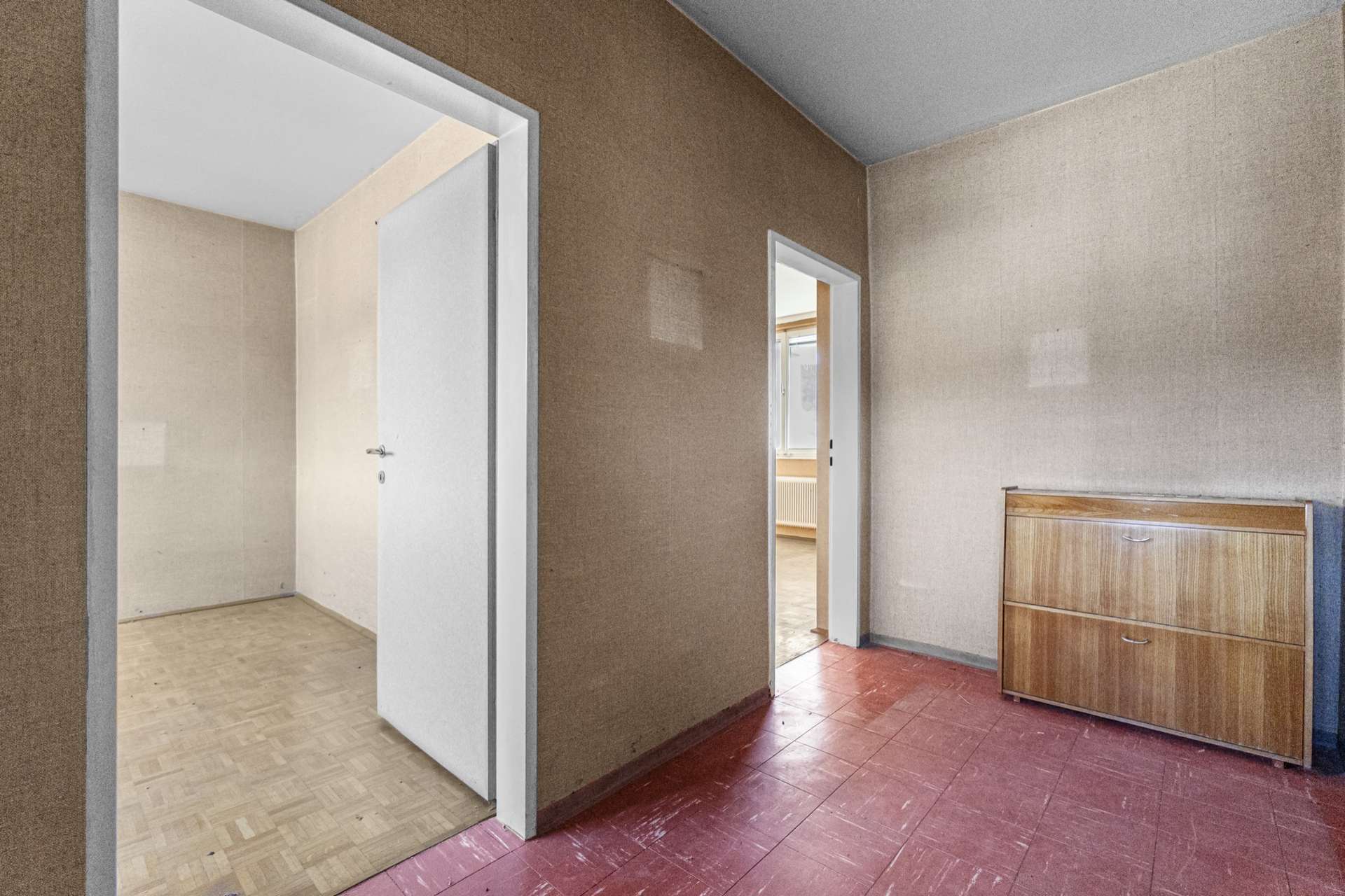 Helle 3-Zimmer-Dachgeschosswohnung mit Loggia in Ruhelage /  / 2753&nbsp;Markt Piesting / Bild 2