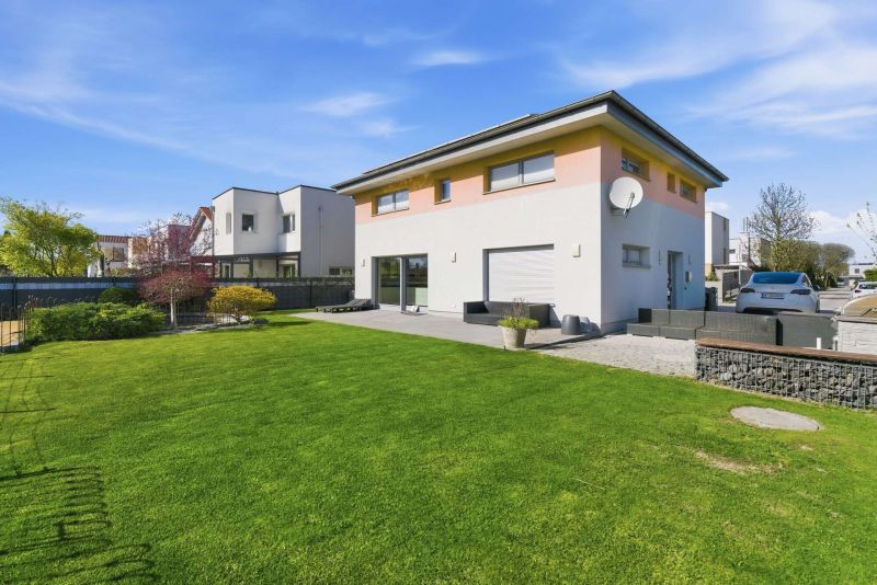 Exklusives Wohnen direkt am Golfplatz - Gehobenes Einfamilienhaus - Keller, Pool, Teich & PV-Anlage /  / 1220&nbsp;Wien / Bild 11